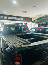 Cargar imagen en el visor de la galería, Cobertor retráctil para Dodge Ram con Rambox