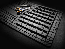 Cargar imagen en el visor de la galería, Alfombra Universal Heavy Duty WeatherTech. Kit con 1ra y 2da fila. Color Negro.