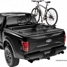 Cargar imagen en el visor de la galería, T-60132 Cobertor para vagón de pickup RetraxOne XR para Toyota Hilux Revo Doble Cabina - Pro Performance