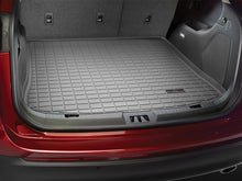 Cargar imagen en el visor de la galería, Alfombra WeatherTech para Ford Edge 2015+ Cargo Liner para el baúl en color negro.