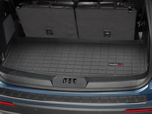 Cargar imagen en el visor de la galería, Alfombra WeatherTech para Ford Explorer 2021 Cargo Liner para el baúl en color negro. - Pro Performance