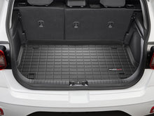 Cargar imagen en el visor de la galería, Alfombra WeatherTech Cargo Liner para Hyundai Venue años 2020-2023.