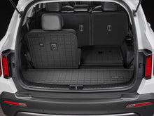 Cargar imagen en el visor de la galería, Alfombra WeatherTech para Kia Sorento 2021 en adelante. Cargo Liner para el baúl en color negro.