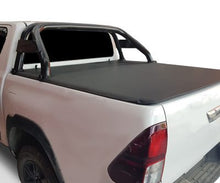 Cargar imagen en el visor de la galería, EX617FF Lona enrollable para Toyota Hilux Revo con reja 2016+