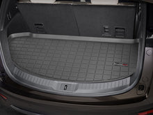 Cargar imagen en el visor de la galería, Cargo Liner WeatherTech para Mazda CX-9 2016 en adelante. Alfombra para el baúl en color negro. - Pro Performance