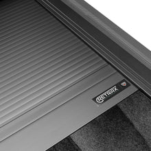 Cargar imagen en el visor de la galería, 60244 Cobertor para vagón de pickup RetraxOne MX para Dodge Ram Rambox Doble Cabina 2019-2023