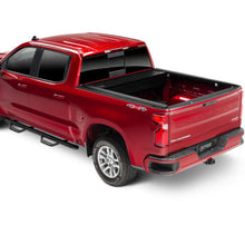 Cargar imagen en el visor de la galería, 60481 Cobertor para vagón de pickup RetraxOne MX para Chevrolet Silverado 2019-2022