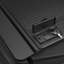 Cargar imagen en el visor de la galería, 60502 Cobertor para vagón de pickup RetraxOne MX para Honda Ridgeline 2017+