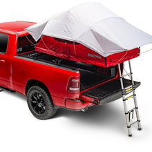 Cargar imagen en el visor de la galería, T-60132 Cobertor para vagón de pickup RetraxOne XR para Toyota Hilux Revo Doble Cabina - Pro Performance