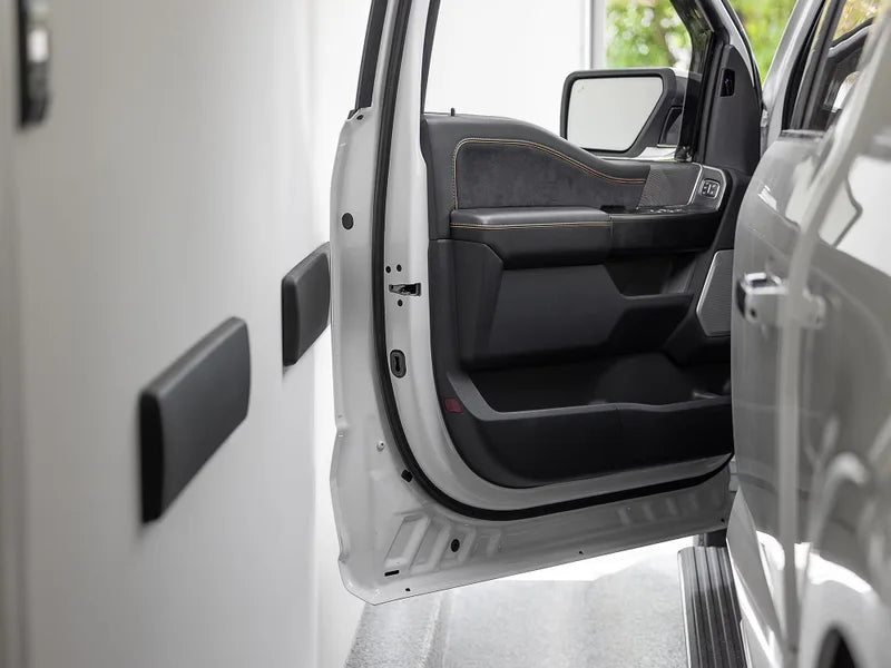 Protector contra golpes WeatherTech Color Negro