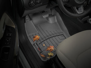 Alfombra WeatherTech Bandeja FloorLiner 1 y 2 fila para BMW  X3 2018-2022 X4 2019-2022 color negro