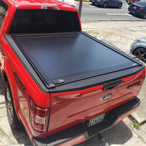 Cobertor para vagón de pickup RetraxOne XR para Ford F150 Doble Cabina 2015+ vagon 5.7 pulg