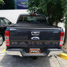 Cargar imagen en el visor de la galería, Cobertor para vagón de pickup RetraxOne MX para Ford Ranger y Mazda BT50 Doble Cabina 2012+
