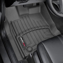 Cargar imagen en el visor de la galería, Alfombra WeatherTech para Ford Ranger y Mazda BT-50 2012+ Kit con FloorLiner 1ra y 2da fila en color negro.
