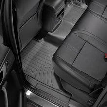 Cargar imagen en el visor de la galería, Alfombra WeatherTech para Ford Ranger y Mazda BT-50 2012+ Kit con FloorLiner 1ra y 2da fila en color negro.
