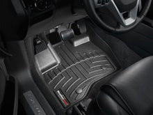 Cargar imagen en el visor de la galería, Alfombra WeatherTech Bandeja FloorLiner primera fila para Ford Explorer 2011-14  en color negro.
