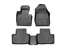 Cargar imagen en el visor de la galería, Alfombra WeatherTech Bandeja FloorLiner para Toyota Corolla Cross 2022
