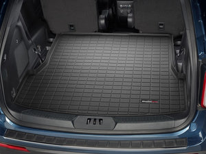 Alfombra WeatherTech para Ford Explorer 2021 Cargo Liner para el baúl en color negro.