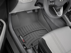 Alfombra WeatherTech Bandeja FloorLiner para Hyundai Venue 2022 en adelante.