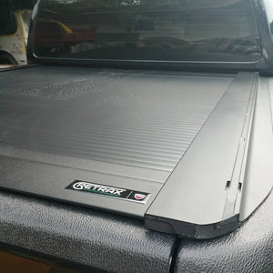 Cobertor para vagón de pickup RetraxOne XR para Toyota Hilux Revo Doble Cabina
