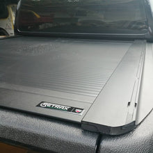 Cargar imagen en el visor de la galería, Cobertor para vagón de pickup RetraxOne XR para Ford Ranger Doble Cabina
