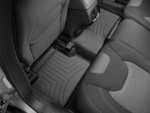 Alfombra WeatherTech para Jeep Cherokee 2014-15 . Incluye: Bandeja FloorLiner 1ra y 2da fila en color negro.