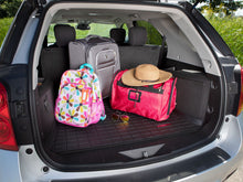 Cargar imagen en el visor de la galería, Alfombra WeatherTech para Nissan Kicks 2018 en adelante. Cargo Liner para el baul en color negro.
