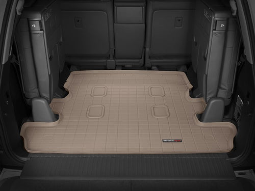 Alfombra WeatherTech para Toyota Land Cruiser y Lexus LX 2008-2021 Cargo Liner para el baúl en color beige. - Pro Performance