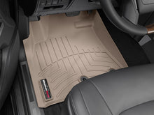 Cargar imagen en el visor de la galería, Alfombra WeatherTech para Toyota Land Cruiser y Lexus LX 2012-2021 Kit con FloorLiner 1ra y 2da fila en color beige.
