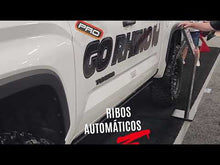 Cargar y reproducir el video en el visor de la galería, Estribos Automáticos para Mitsubishi L200 2014-2024
