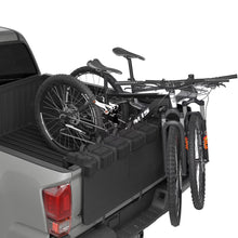 Cargar imagen en el visor de la galería, Porta Bicicletas Thule Gate Mate Pro Compact para pickup medianas
